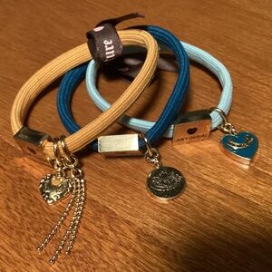 Juicy Couture 3-Piece Hair Accessories/Ponytails With Charms